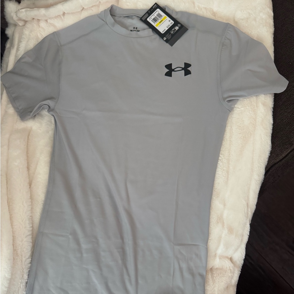 Under Armour Men's Light Gray Short Sleeve Tee